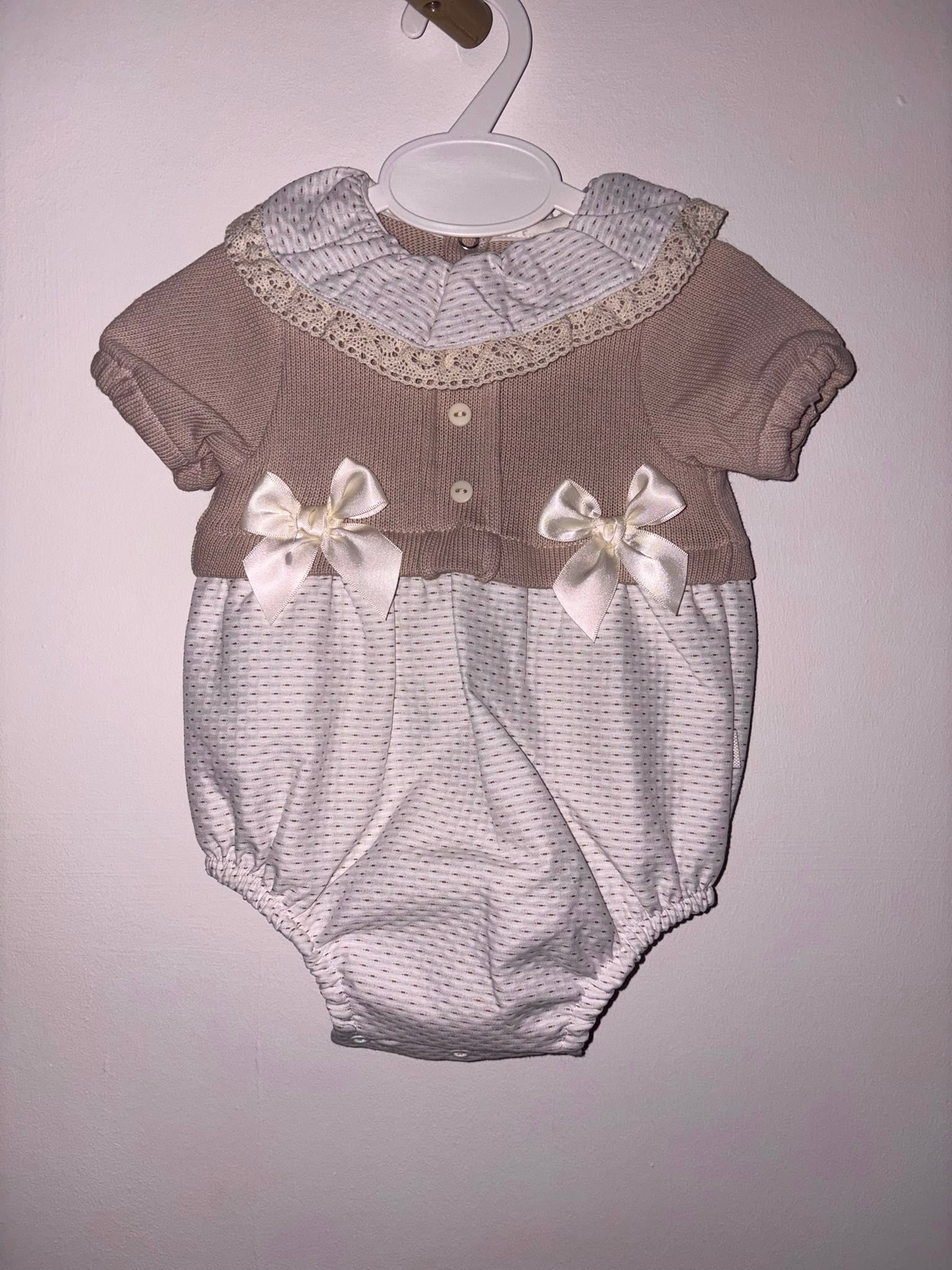 The Primrose Set